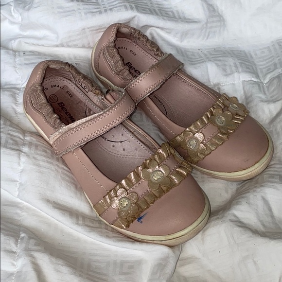 Beeko Mary Jane leather girls shoes. - Picture 2 of 2